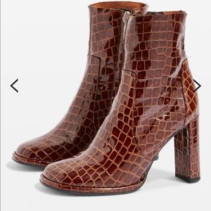 HATTIE High Ankle Boots🌸